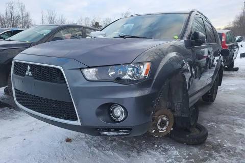 Photo of 2010 Mitsubishi Outlander