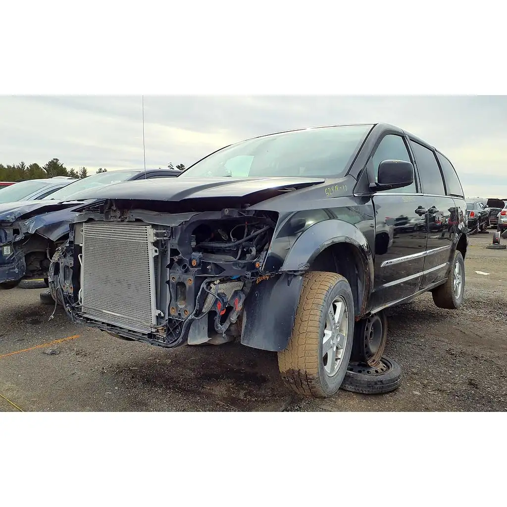 Photo of 2012 Chrysler Town & Country