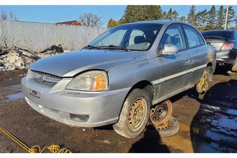 Photo of 2003 Kia Rio