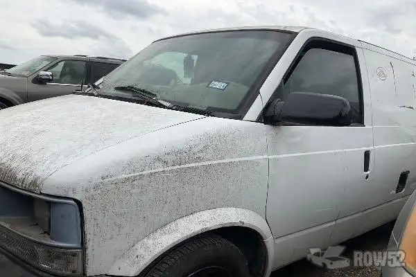 Photo of 2004 Chevrolet Astro