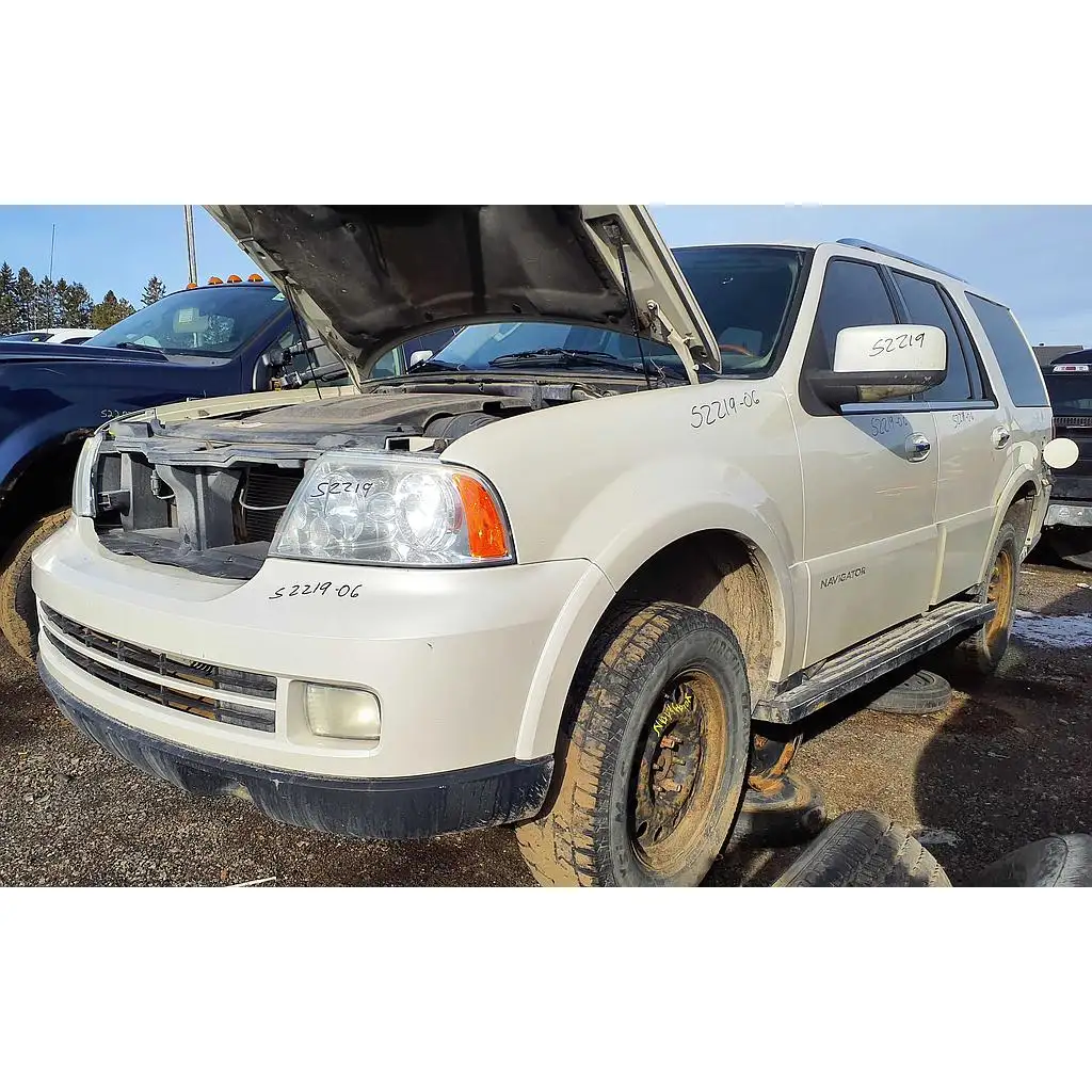 Photo of 2006 Lincoln Navigator