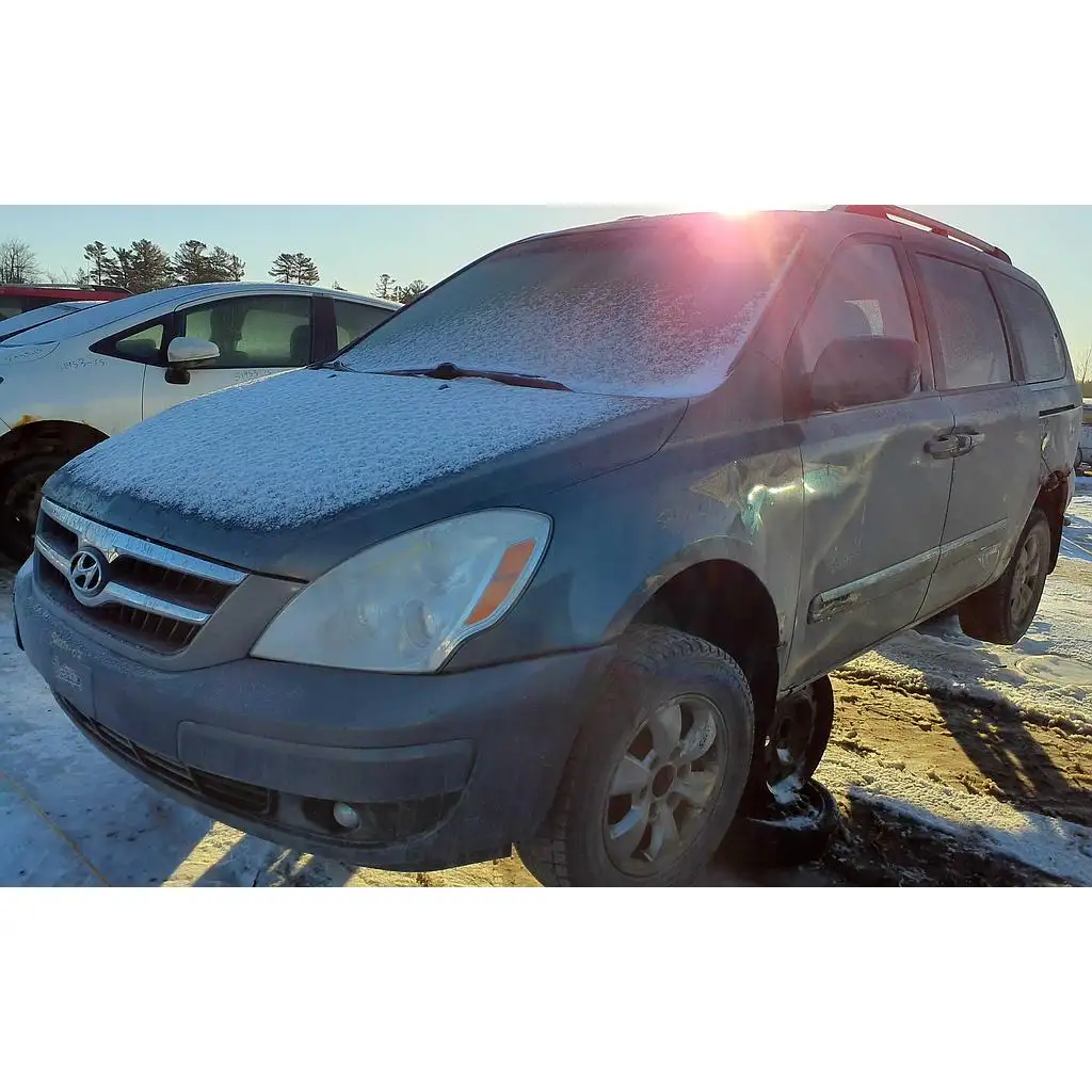 Photo of 2007 Hyundai Entourage