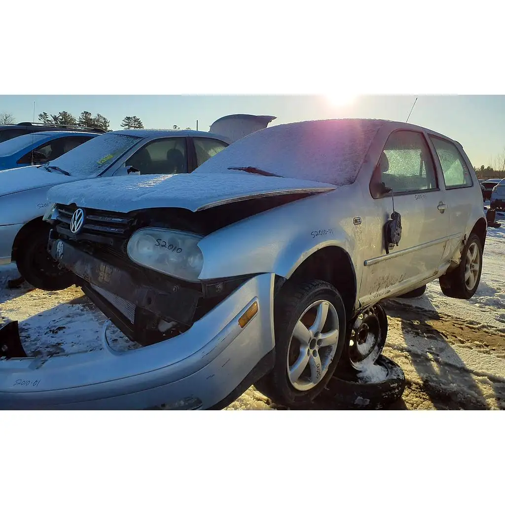 Photo of 2001 Volkswagen Golf