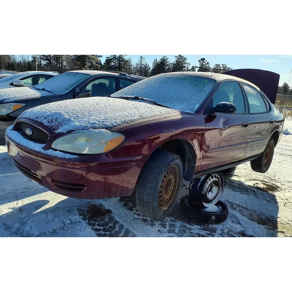 Photo of 2005 Ford Taurus