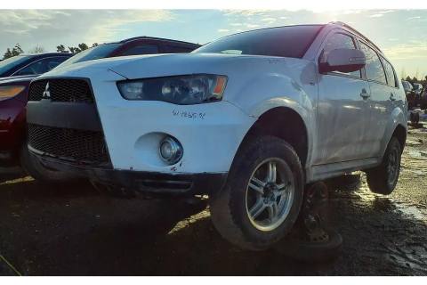 Photo of 2013 Mitsubishi Outlander