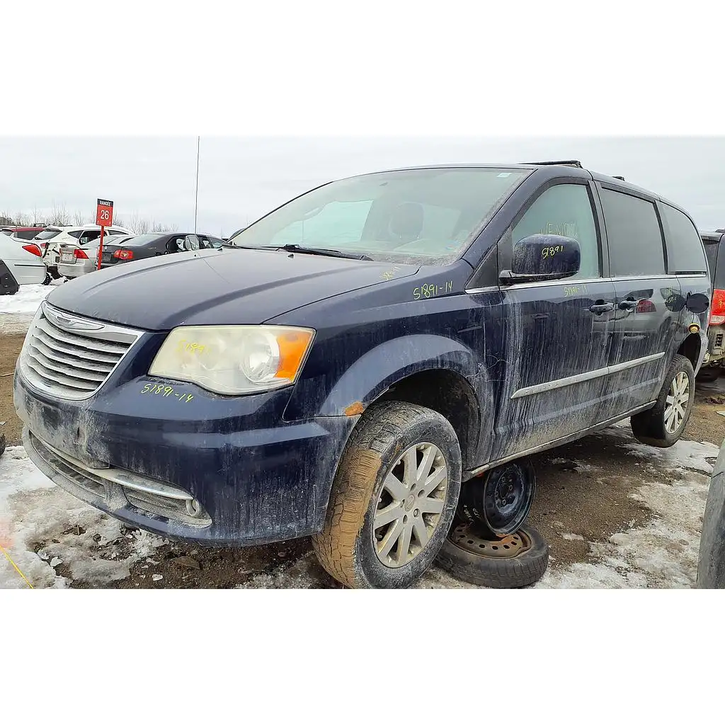 Photo of 2014 Chrysler Town & Country