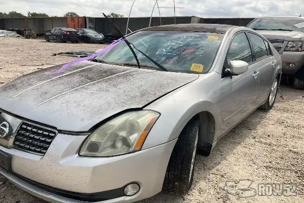 Photo of 2005 Nissan Maxima
