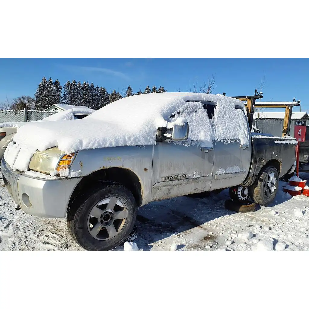 Photo of 2005 Nissan Titan