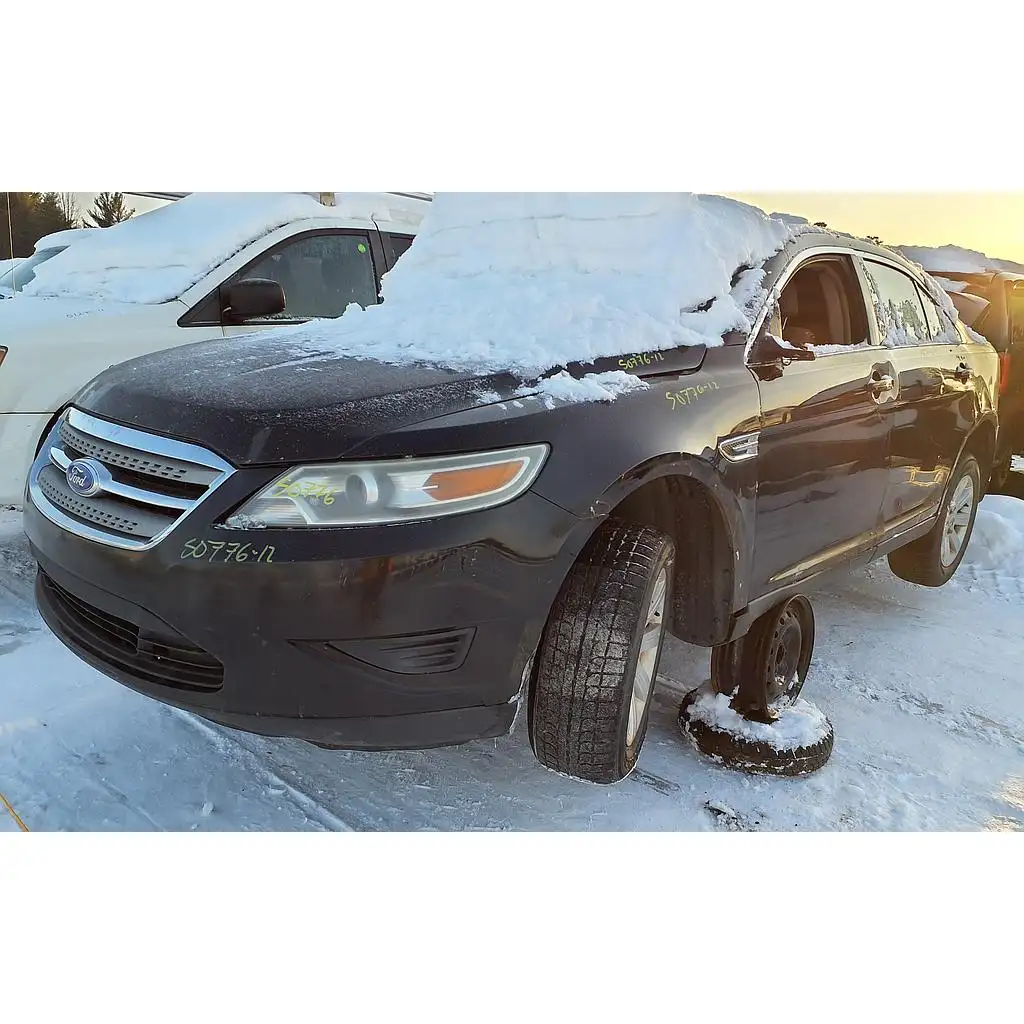 Photo of 2012 Ford Taurus