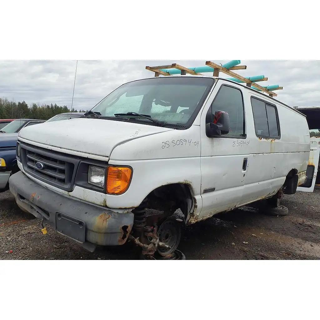 Photo of 2004 Ford Econoline