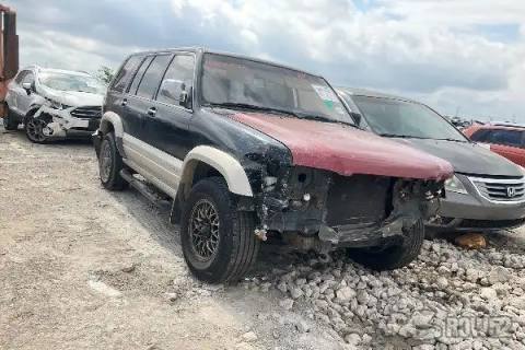 Photo of 1998 Isuzu Trooper