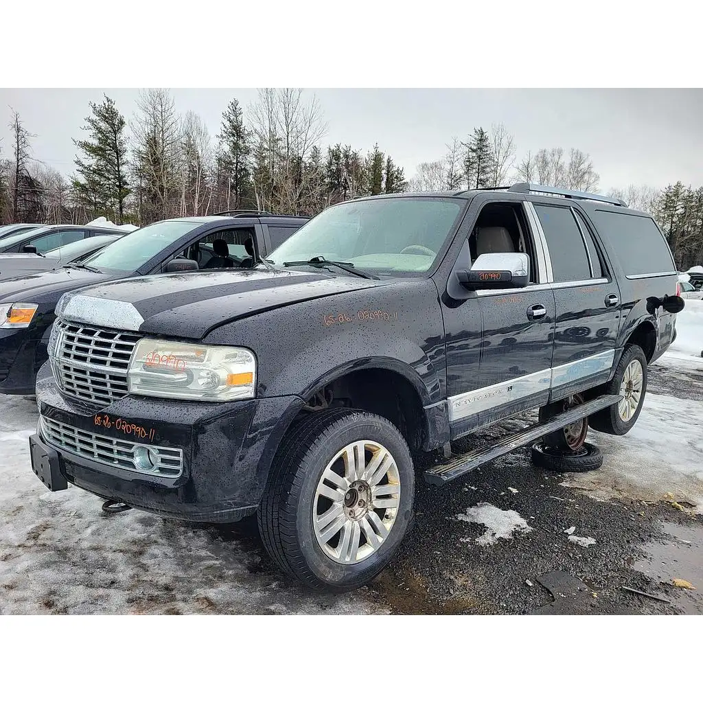 Photo of 2011 Lincoln Navigator