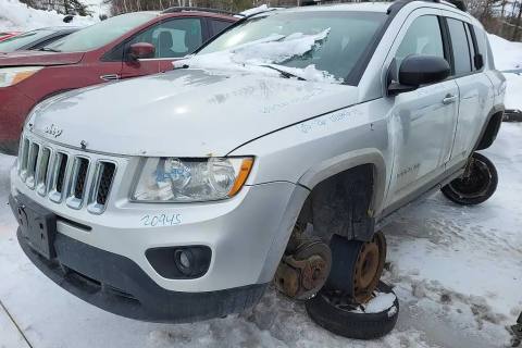 Photo of 2013 Jeep Compass