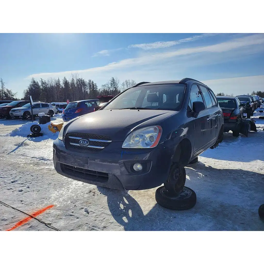 Photo of 2008 Kia Rondo