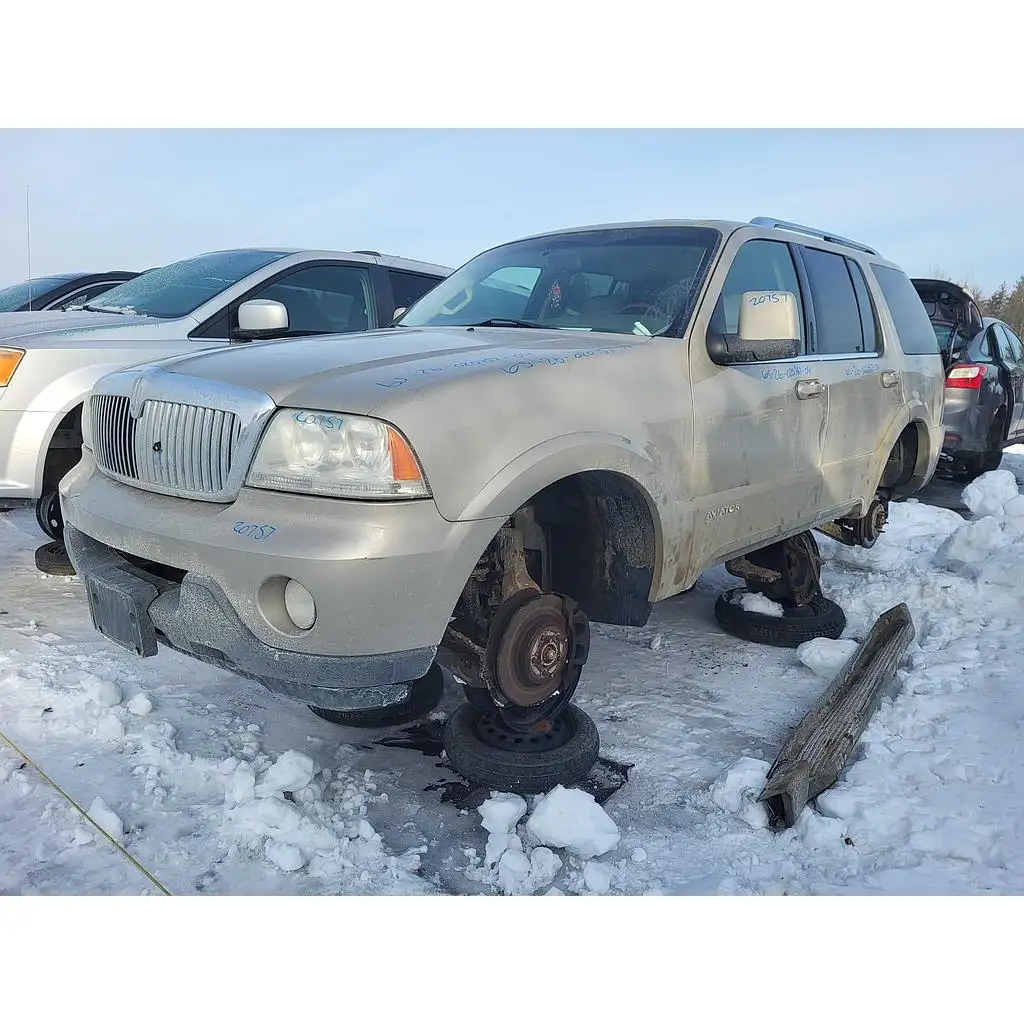 Photo of 2004 Lincoln Aviator