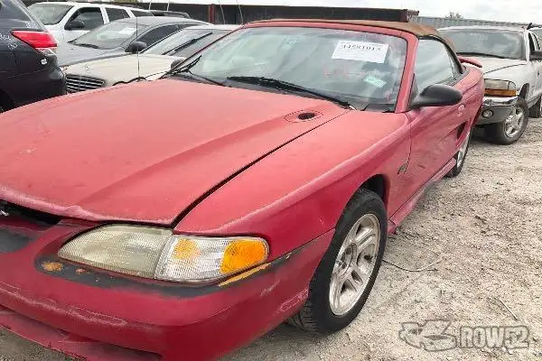 Photo of 1998 Ford Mustang