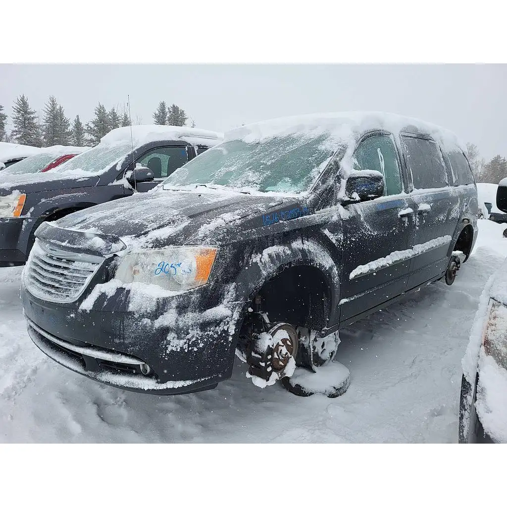 Photo of 2015 Chrysler Town & Country