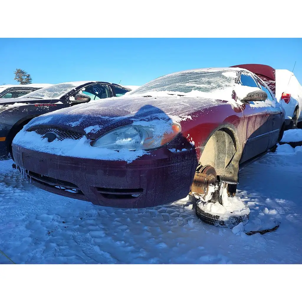 Photo of 2005 Ford Taurus
