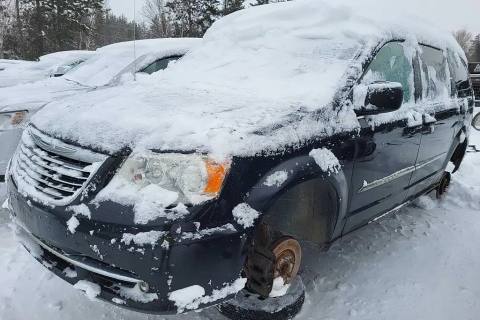 Photo of 2013 Chrysler Town & Country