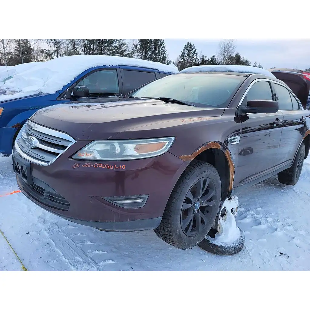 Photo of 2010 Ford Taurus
