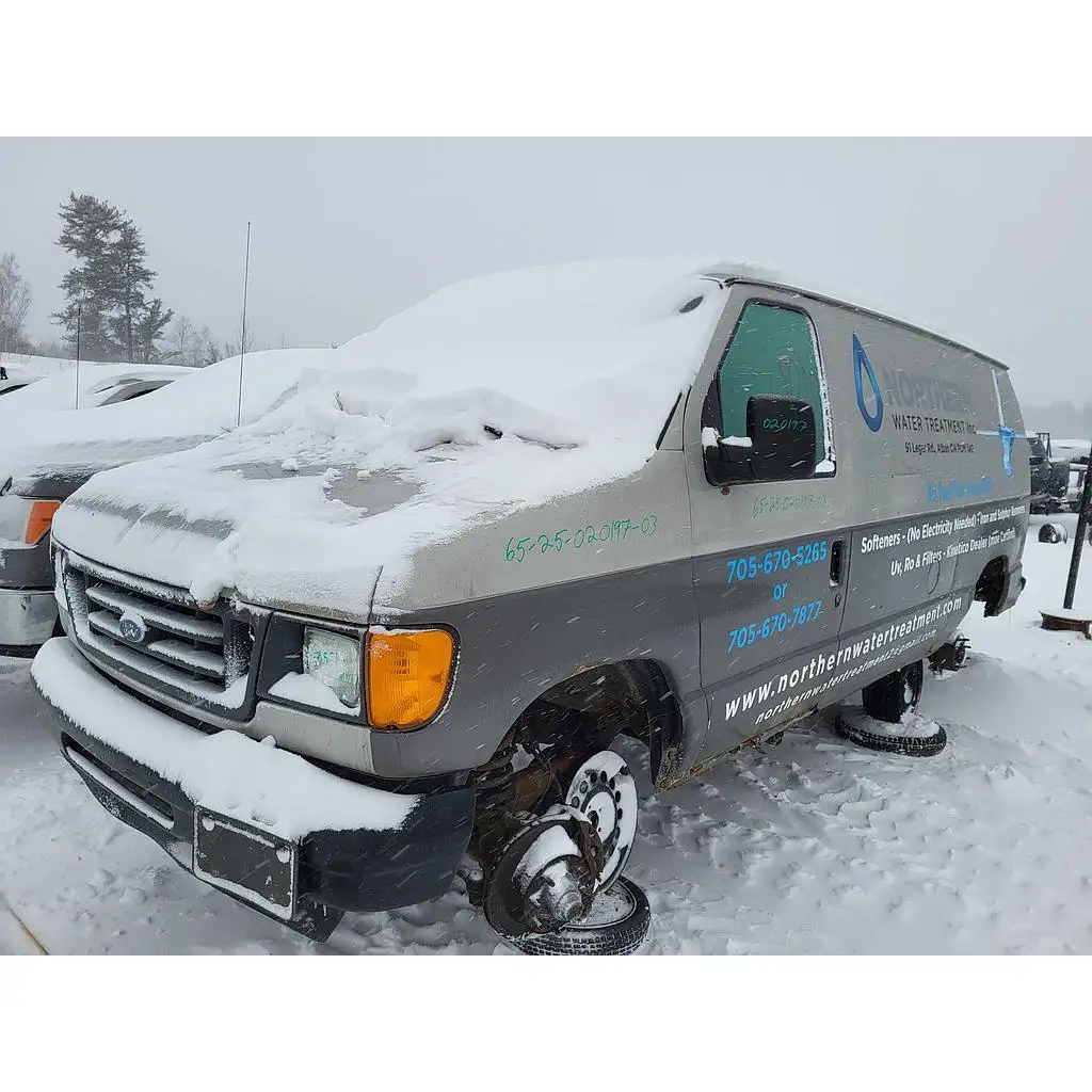 Photo of 2003 Ford Econoline
