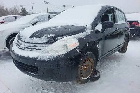 Photo of 2011 Nissan Versa