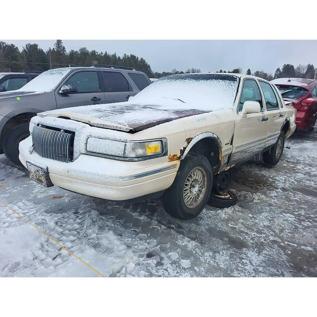Photo of 1997 Lincoln Town Car
