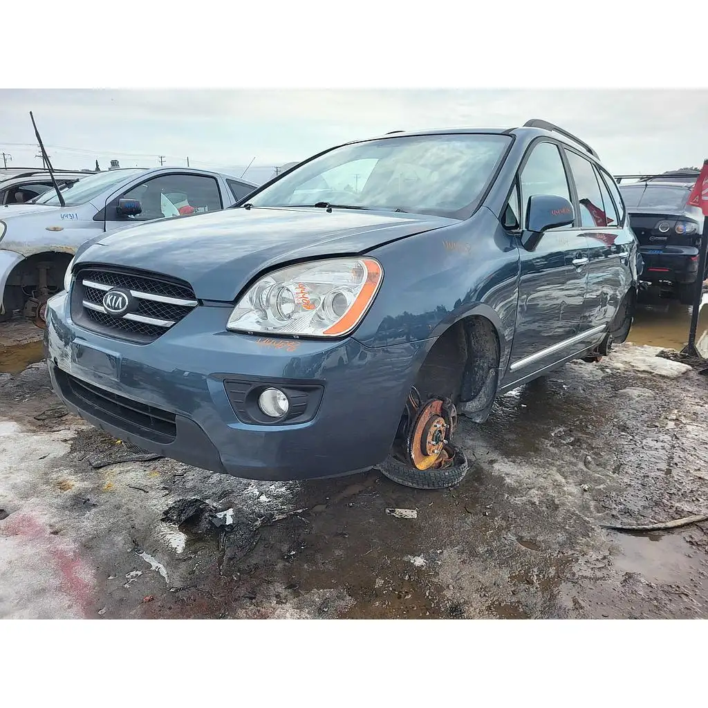 Photo of 2009 Kia Rondo