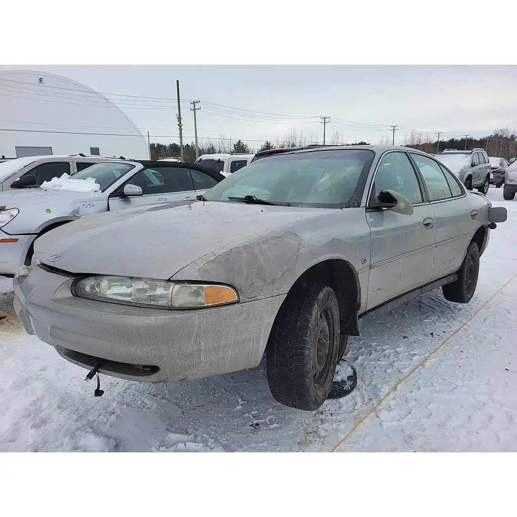 Photo of 2000 Oldsmobile Intrigue