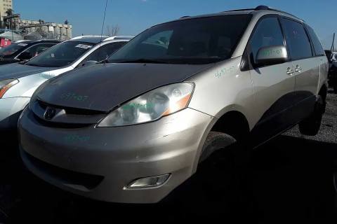 Photo of 2007 Toyota Sienna