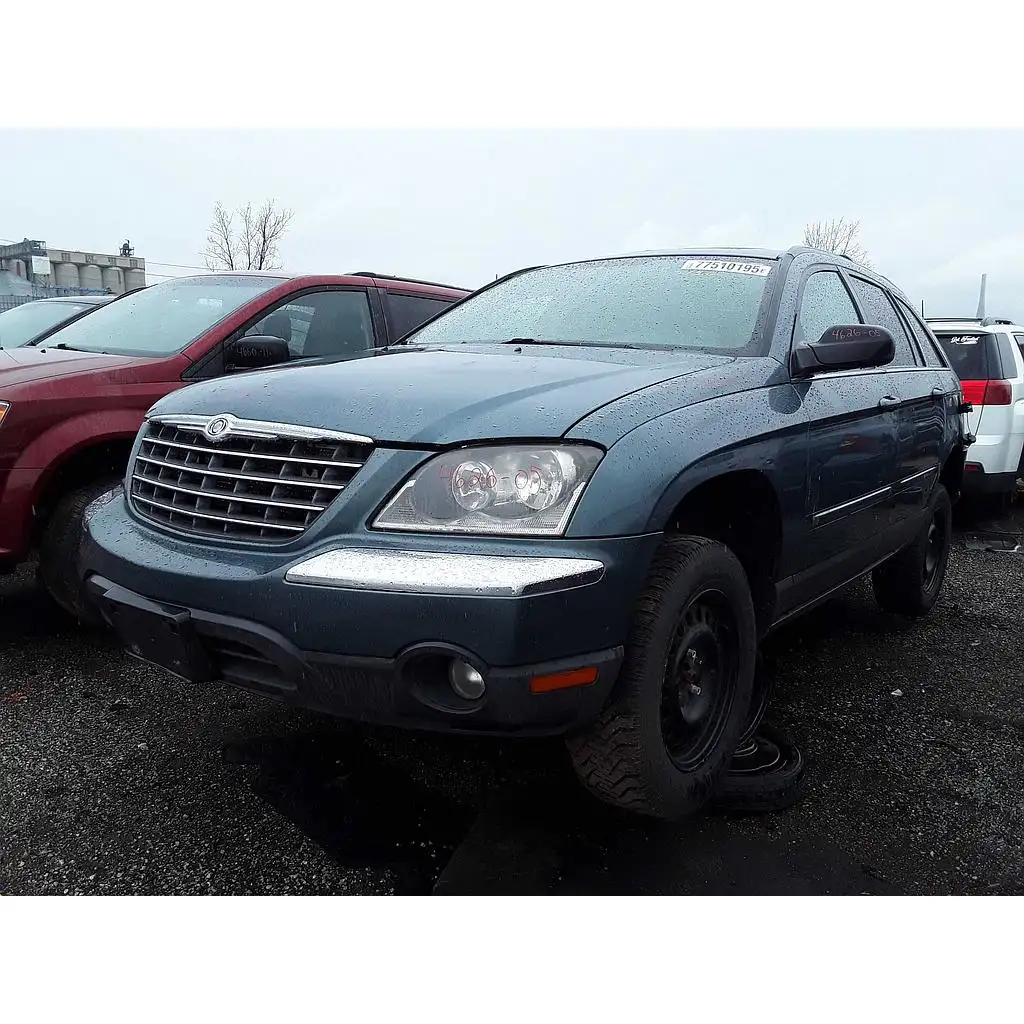 Photo of 2005 Chrysler Pacifica