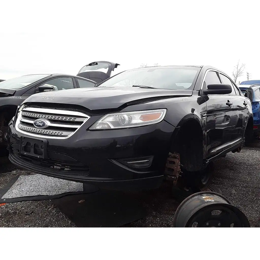 Photo of 2012 Ford Taurus