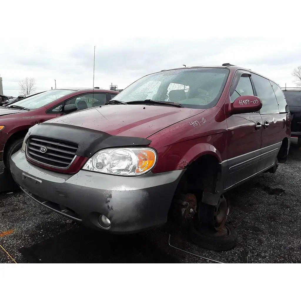 Photo of 2003 Kia Sedona