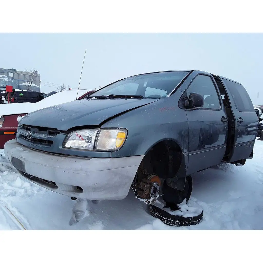 Photo of 2000 Toyota Sienna