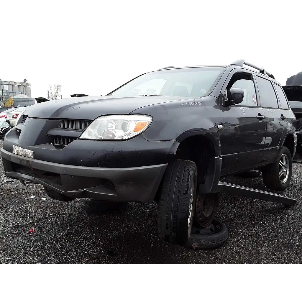 Photo of 2005 Mitsubishi Outlander