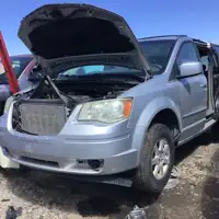 Photo of 2010 Chrysler Town & Country