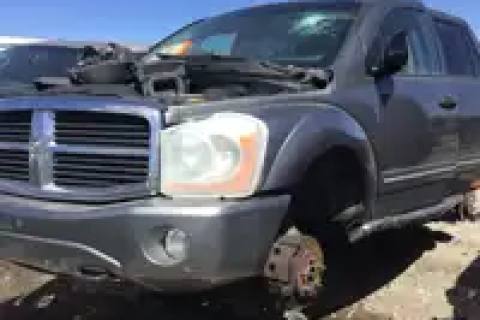 Photo of 2005 Dodge Durango