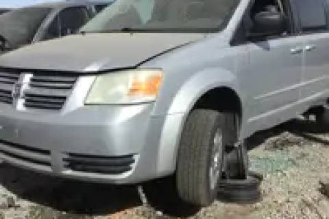Photo of 2010 Dodge Caravan