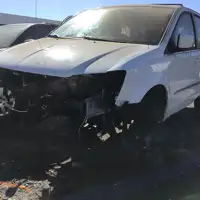 Photo of 2013 Chrysler Town & Country