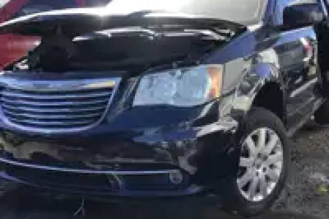 Photo of 2014 Chrysler Town & Country