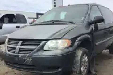 Photo of 2006 Dodge Caravan