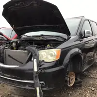Photo of 2011 Chrysler Town & Country