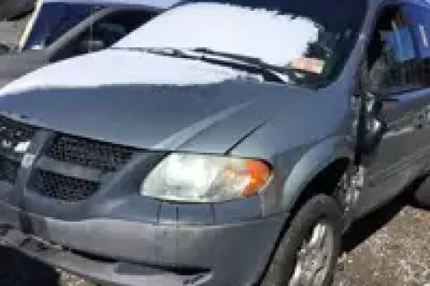 Photo of 2004 Dodge Caravan