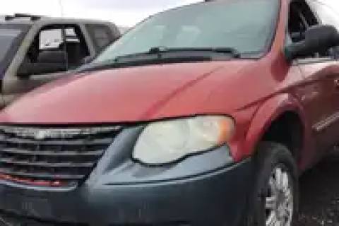 Photo of 2006 Chrysler Town & Country