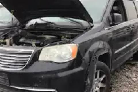 Photo of 2012 Chrysler Town & Country