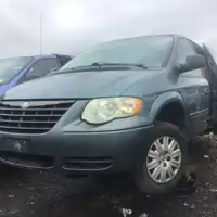 Photo of 2006 Chrysler Town & Country