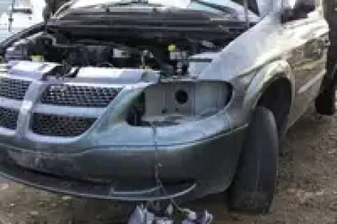 Photo of 2003 Dodge Caravan