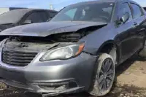 Photo of 2012 Chrysler 200