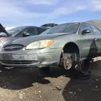 Photo of 2001 Ford Taurus