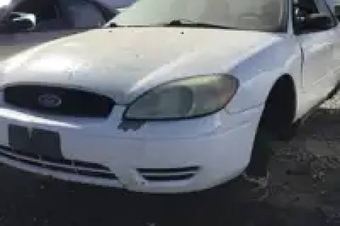 Photo of 2007 Ford Taurus
